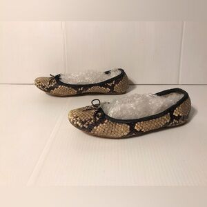 Sam Edelman leather snake embossed slip on flats shoes size 7.5 M